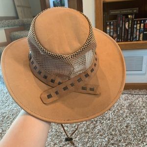 JACARU AUSTRALIA Leather hat